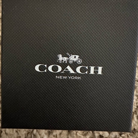 Coach Libby Watch - Picture 5 of 7